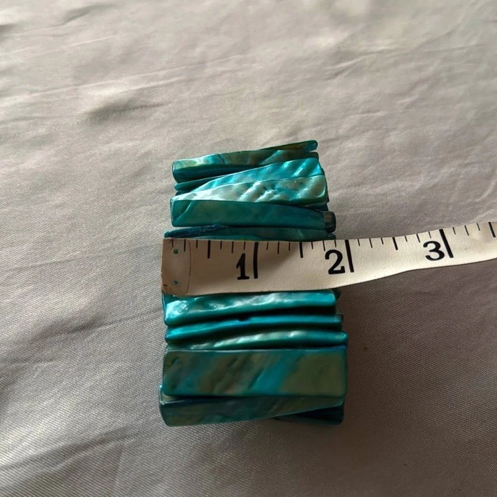 Turquoise Abalone Mother of Pearl Shell Stretch Bracelet